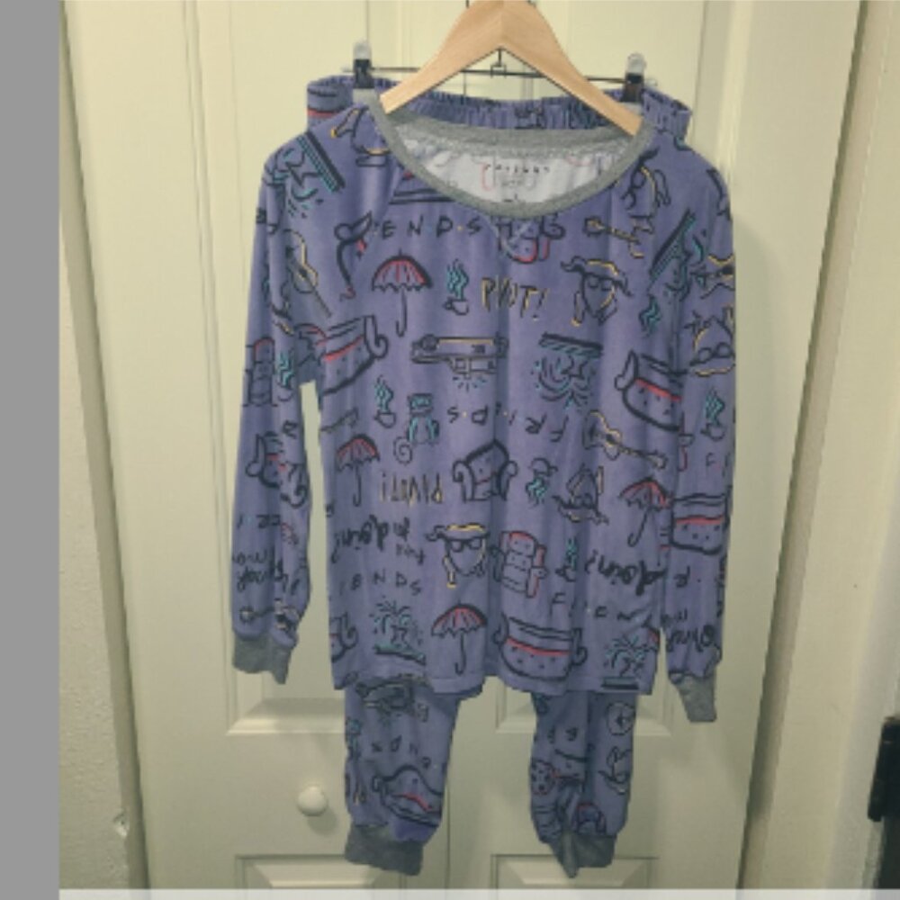 Friends TV Show Purple Velour Pajamas Top Pants Set Size Med